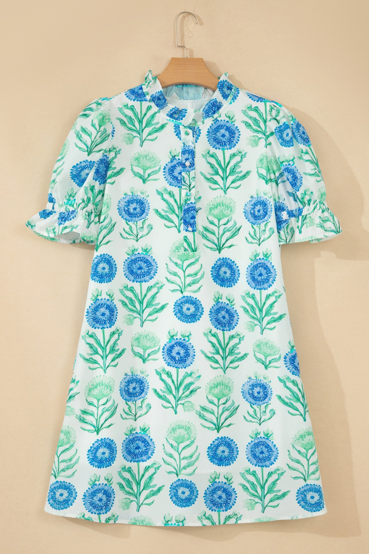 Robe bleu ciel imprimé floral à demi-boutons et manches courtes volantées